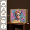 Vrolijk portret - Vrouw - Bloemenkroon Light Box met batterij (Wandlamp) middel -USP_websiteoverzichtNL