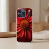 Close up - Bloem- Rood Telefoonhoesje iPhone 17 Pro klein -sfeer2