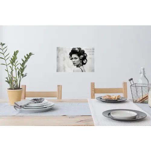 Edgy - Vrouw - Zwart - Wit Muursticker klein -eettafel