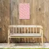 Patroon - Wit - Bliksem - Roze Tuinposter op houten frame 2 cm dik klein 841 -sfeer4