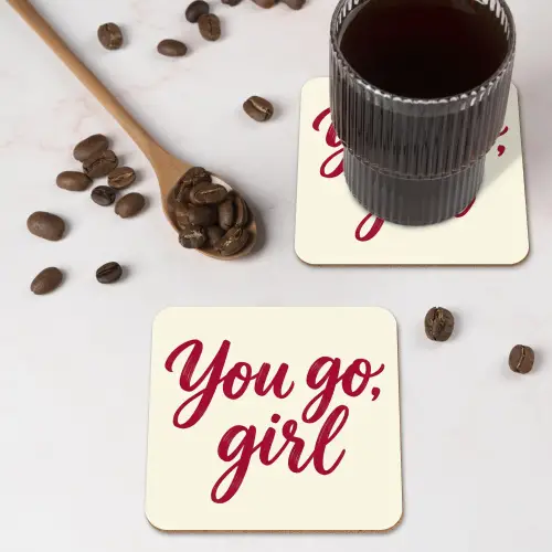 you go girl - Rood - Wit onderzetter kurk middel -sfeer2