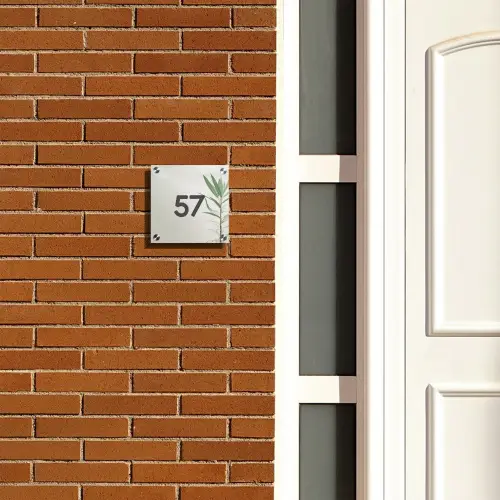 Lichtbeige met plant - Traditioneel Naambord Vierkant klein -sfeer3-XS