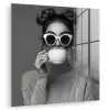 Vrouw - Koffie - Zwart - Wit plexiglas 5mm klein -zzzproduct_nieuw