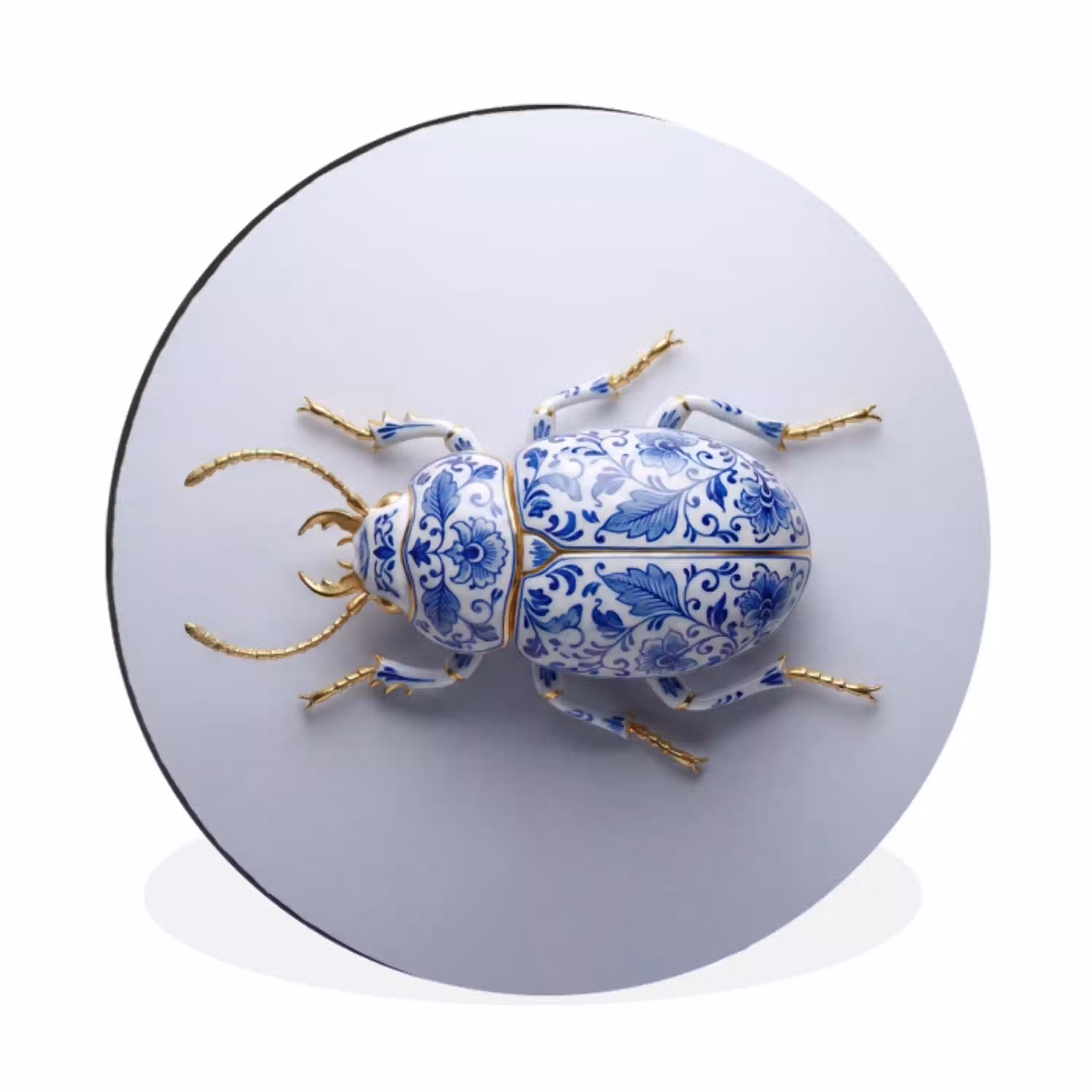 Kever - Delfts  - Blauw - Goud Wandcirkel aluminium klein -3d
