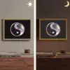 Yin-Yang - Cirkel - Regenboog Light Box met batterij (Wandlamp) middel -sfeer3