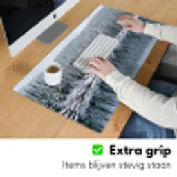 Bos - Reflectie - Meer - Winter - Serene Muismat XXL klein -sfeer3