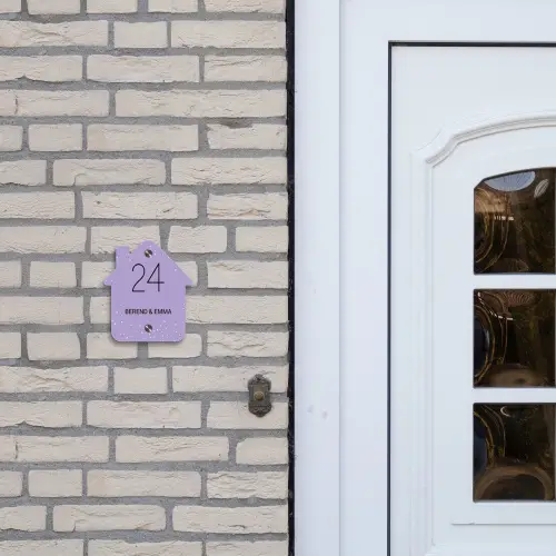 Paars met stippen - Klassiek Naambord Huisje klein -sfeer1