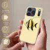 Vis - Sierlijk - Rugvin - Geel Telefoonhoesje iPhone 17 Pro klein -sfeer3_NL