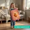 Oranje Pluizig Monster met Hoorns Kinderkoffer - Roze klein -sfeer2_NL