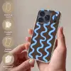 Kronkelende lijnen - Blauw - Bruin - Minimalistisch Telefoonhoesje iPhone 17 Pro klein 878 -sfeer3_DE