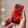 Oranje - Gerbera - Intens Telefoonhoesje iPhone 17 Pro Max klein -sfeer3_DE
