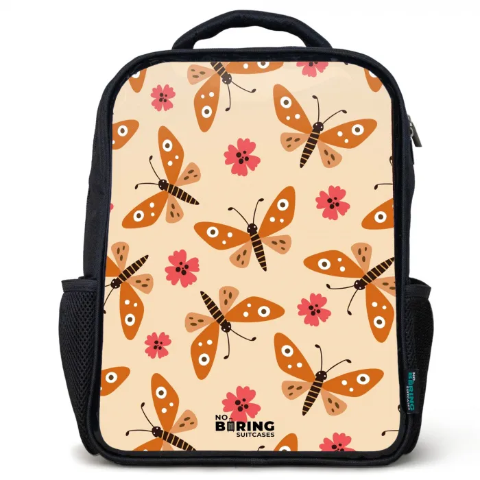 Oranje vlinders en roze bloemen op beige achtergrond Rugzak - Zwart middel -3d