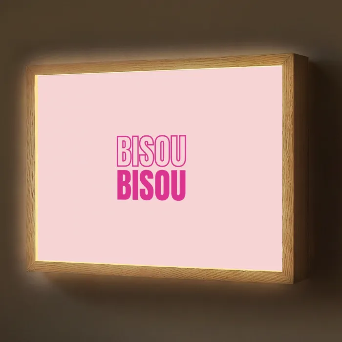 Bisou - Roze - Minimalistisch Light Box met batterij (Wandlamp) middel -z3d_website