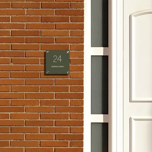 Donkergroen - Klassiek Naambord Vierkant klein -sfeer3-XS