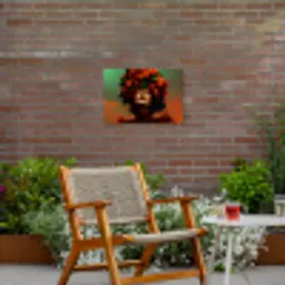 Vrouw - Frambozen - Bladeren Tuinposter op houten frame 2 cm dik klein -sfeer3