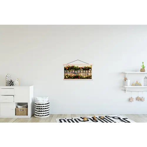 Bloemen - Hek - Stadszicht - Zomer textielposter latten blank klein -kinderkamer