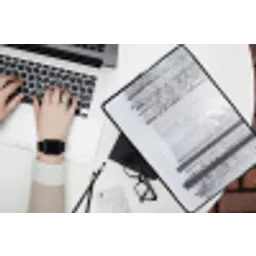 Bos - Sneeuw - Pad - Winter - Stilte laptophoes neopreen klein -bureau