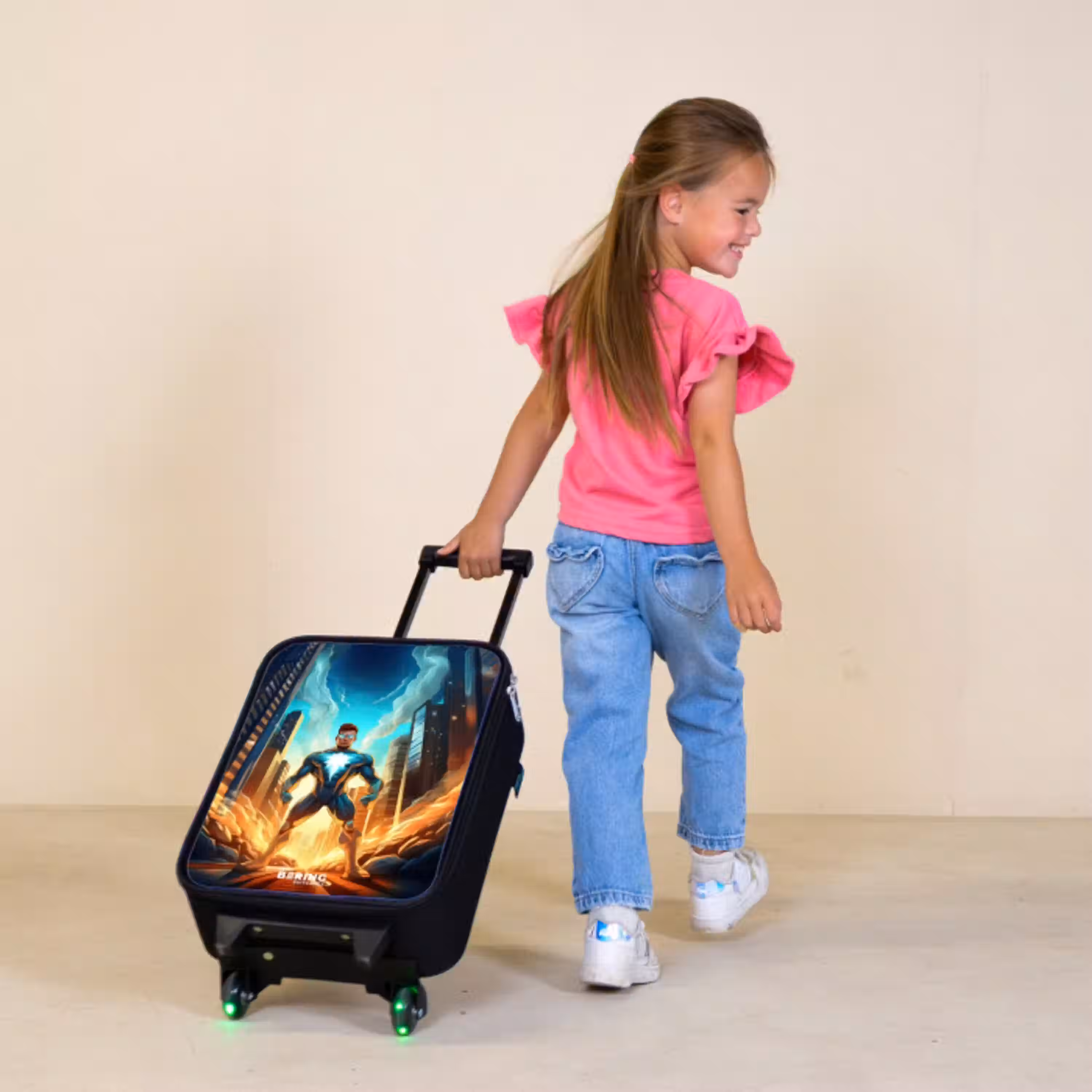 City superhero Kinderkoffer - Zwart klein -sfeer1
