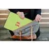 Grl pwr - Groen - Rood - 3D laptophoes neopreen klein -tas