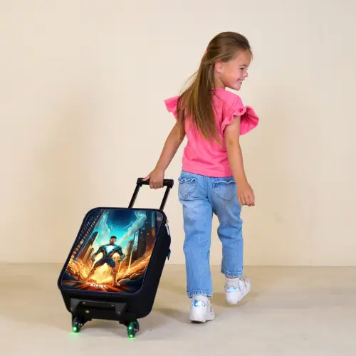 City superhero Kinderkoffer - Zwart klein -sfeer1