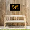 Wereldkaart - Goud - Druipen - Zwart Tuinposter op houten frame 2 cm dik klein -sfeer4