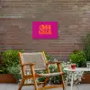 Oh la la - Roze - Oranje - Gestapelde letters Tuinposter op houten frame 2 cm dik klein -sfeer3