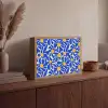Abstract - Bloem - Blauw Light Box met batterij (Wandlamp) middel 907 -sfeer2