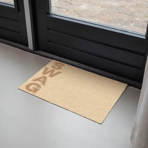 Swag - Bruin - Beige Deurmat klein -sfeer2