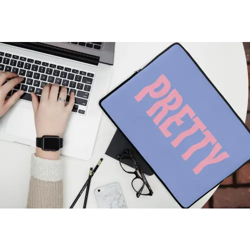 Pretty - Roze - Blauw - Golvend laptophoes neopreen klein -bureau