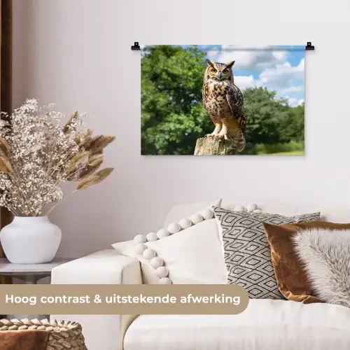 Uil - Boomstronk - Bos - Lucht Wandkleed katoen klein -sfeer1