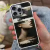 Gezicht - Vrouw - Zwart - Abstract Hoesje iPhone 16 Pro Max met koord klein -sfeer3