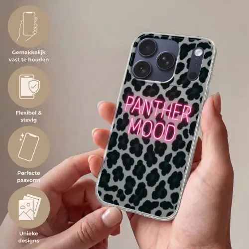 Panterprint - Zwart - Neonletters - Roze Telefoonhoesje iPhone 17 Pro klein -sfeer3_NL