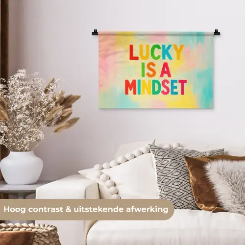 Quote - Lucky - Regenboogkleuren Wandkleed katoen klein -sfeer1