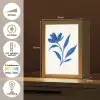 Bloem - Blaadjes - Minimalistisch - Blauw Light Box met kabel (Tafellamp) klein -USP_NL