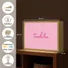 Toedeloe - Roze - Minimalistisch Light Box met batterij (Wandlamp) middel -USP_websiteoverzichtNL