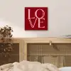 Love - Rood - Hatjes aluminium wit klein -sfeer3