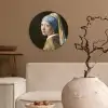 Meisje met de Parel - Schilderij van Johannes Vermeer Wandcirkel kunststof plaat 5mm dik klein -sfeer1