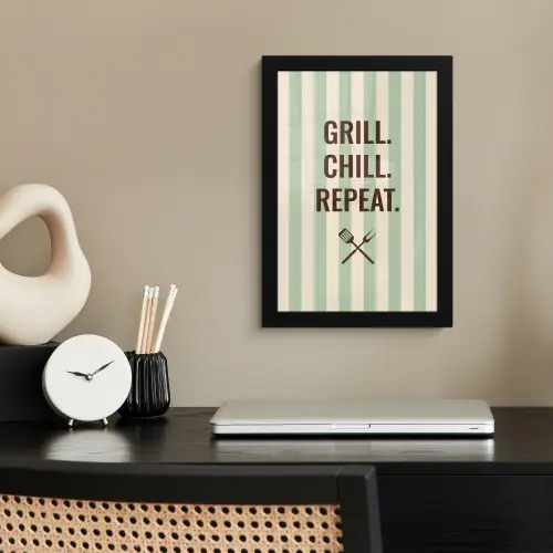 Quote - Strepen - Grill fotolijst zwart zonder passe partout klein -sfeer1