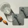 Steeksleutel - Schilderij - Gereedschap - Verf onderzetter kurk middel -sfeer4