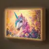 Eenhoorn - Roze - Kleurrijk - Sprookjesbos Light Box met batterij (Wandlamp kind) middel -z3d_website