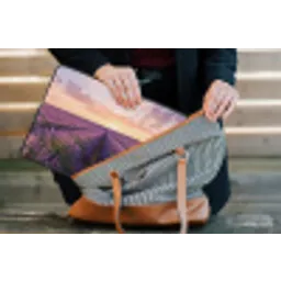 Landschap - Lavendelveld - Paars laptophoes neopreen klein -tas