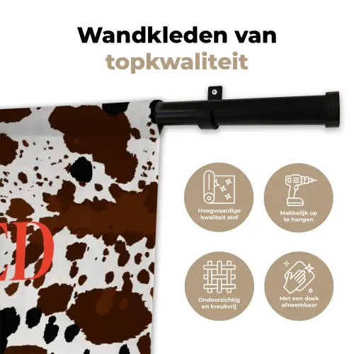 Koeienprint - Limited edition - Rood Wandkleed katoen klein -sfeer2