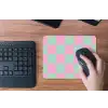 Schaakbord patroon - Groen - Roze - Blokjes muismat rubber klein -toetsenbord