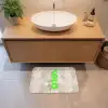 YOLO - Groen - Neon - Slangenprnt Badmat klein -sfeer1