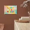 Quote - Lucky - Regenboogkleuren plexiglas 5mm klein -sfeer5