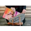 Portret - Vrouw - Abstract - Bloemen laptophoes neopreen klein -tas