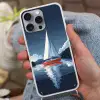 Zeilboot - Donkere bergen - Stilte Hoesje iPhone 16 Pro Max met koord klein -sfeer3