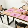 Love - Quote - Moeder - Rood Placemat vinyl groot -zzsfeer4_Kitchenyeah-website