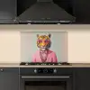 Tijger - Strik - Jasje - Roze keuken achterwand spatscherm klein -sfeer1