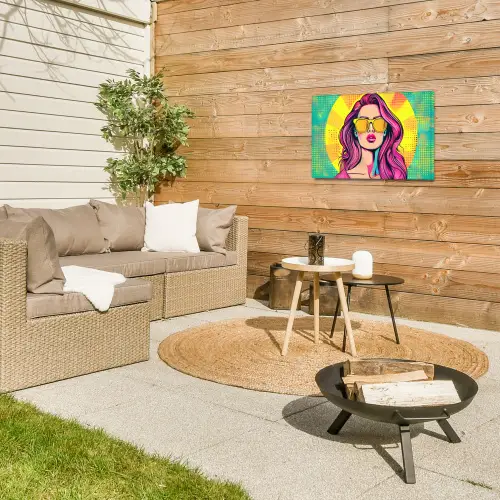 Zonnebril - Vrouw - Zonnig - Geel Tuinposter op houten frame 2 cm dik klein -sfeer2